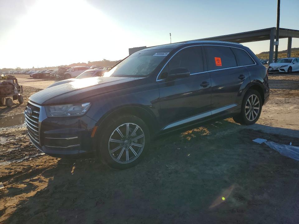 2019 Audi Q7 VIN WA1AAAF73KD045242 COPART salvage auction — WATER/FLOOD, Va - Cert Of Title-Flood, sold $6,900 on 2026-07-30 (photo 1)