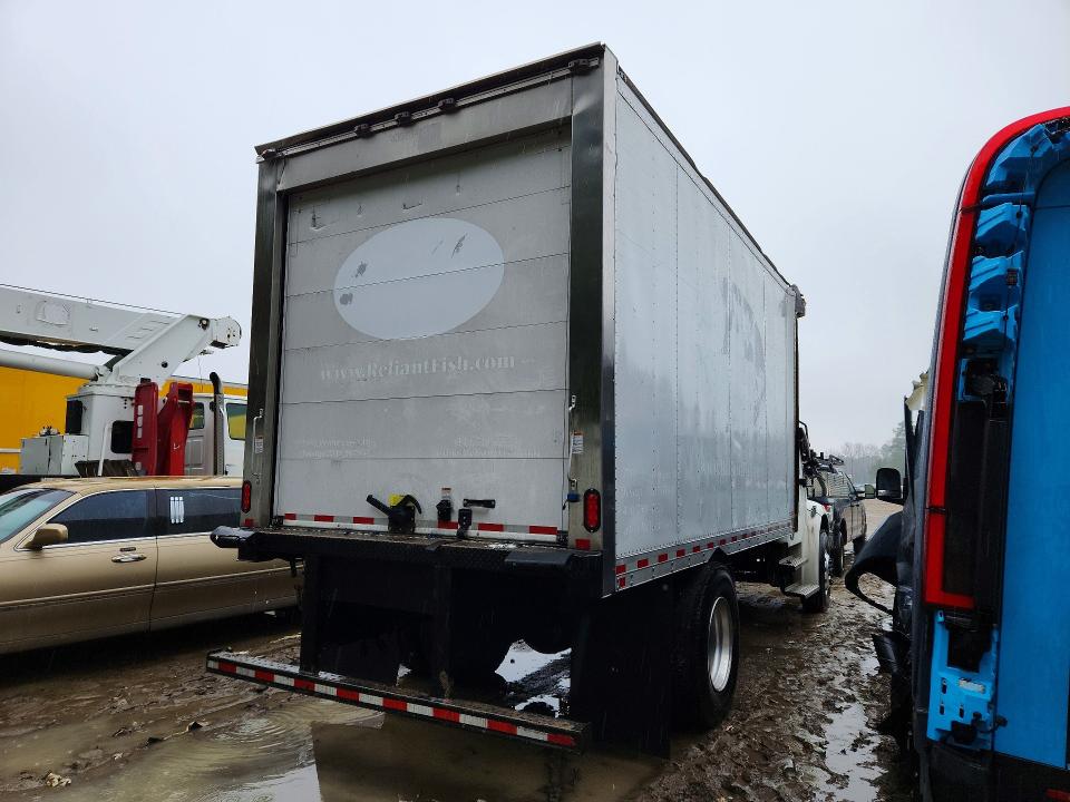 2025 Freigliner All other VIN 1FVACWFC2SHVP0509 COPART salvage auction — ROLLOVER, VA - CERT OF TITLE - SALVAGE, sold $9,325 on 2026-07-17 (photo 3)