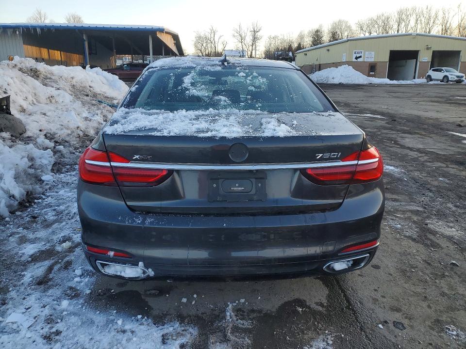 2018 BMW 7 series VIN WBA7F2C56JG424465 COPART salvage auction — NORMAL WEAR, Ar - Certificate Of Title (P), sold $9,600 on 2026-07-28 (photo 6)
