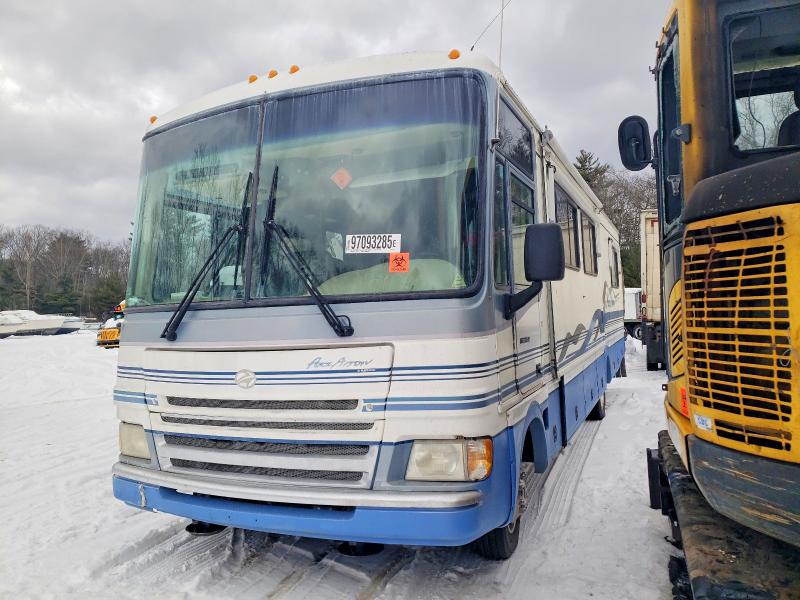1999 Fleetwood Motor home VIN 3FCNF53S3XJA17527 COPART salvage auction — REAR END, MA - CERT OF TITLE-RECONSTRCTD COLL, sold $1,600 on 2026-07-29 (photo 2)