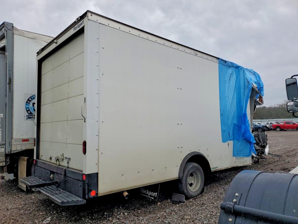 2022 Chev Express VIN 1HA6GUC73NN002918 COPART salvage auction — ALL OVER, OH - CERT OF TITLE-SALVAGE, sold $3,945 on 2026-07-08 (photo 3)