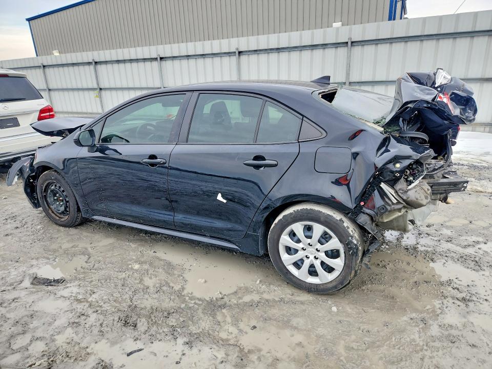 2023 Toyota Corolla VIN JTDBCMFE5PJ004706 COPART salvage auction — REAR END, Sc - Cert Of Title-Dlr Only >25%, sold $3,250 on 2026-07-08 (photo 2)