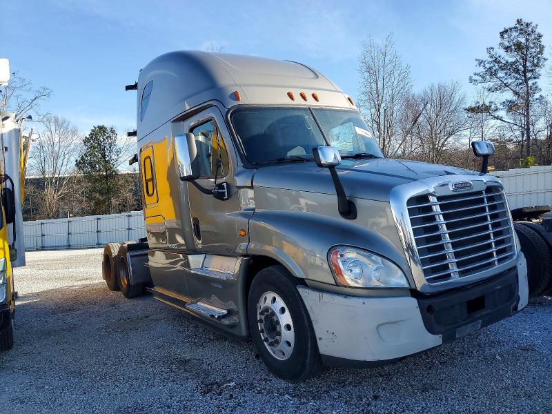 2020 Freightliner All other VIN 3ALXGF007LDLG8233 — COPART salvage auction photo