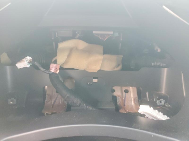 2016 Niss Murano VIN 5N1AZ2MH0GN161575 COPART salvage auction — ALL OVER, WV - CERTIFICATE OF TITLE, sold $825 on 2026-07-09 (photo 9)