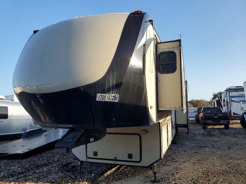 2019 Foresriver Sanibel VIN 5ZT3SN2B5KG703198 COPART salvage auction — MINOR DENT/SCRATCHES, TX - CERTIFICATE OF TITLE, sold $15,300 on 2026-07-28 (photo 2)