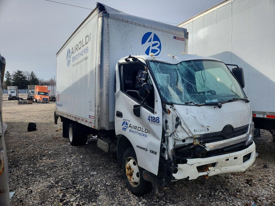 2019 Hino All other VIN JHHYDM1H4KK006083 COPART salvage auction — ROLLOVER, BP, sold $525 on 2026-08-31 (photo 4)