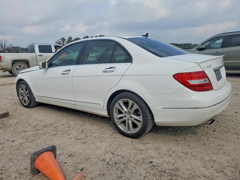 2013 Mercedes-benz C class VIN WDDGF4HB8DR301259 COPART salvage auction — FRONT END, Tx - Salvage Vehicle Title, sold $950 on 2026-07-17 (photo 2)