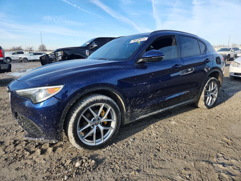 2018 Alfa romeo Stelvio VIN ZASFAKNN6J7B72315 COPART salvage auction — FRONT END, Il - Salvage Certificate, sold $2,900 on 2026-07-08 (photo 1)