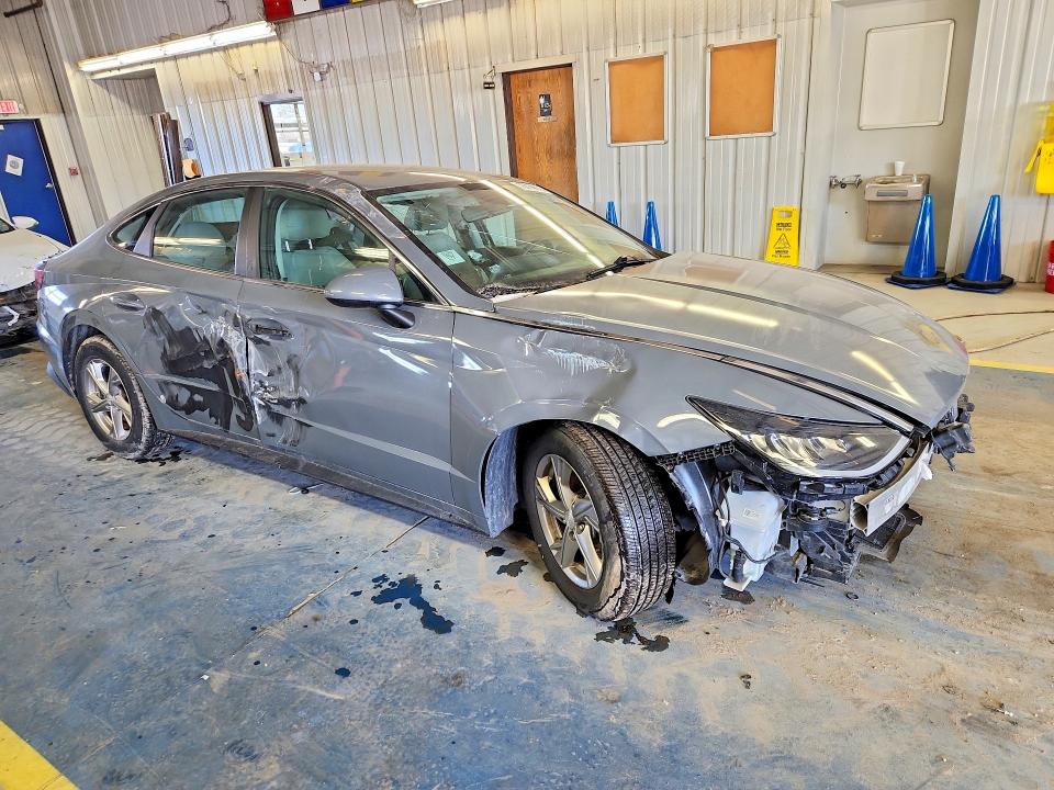 2022 Hyundai Sonata VIN 5NPEG4JA9NH141093 COPART salvage auction — ALL OVER, Il - Certificate Of Title, sold $1,950 on 2026-07-06 (photo 4)