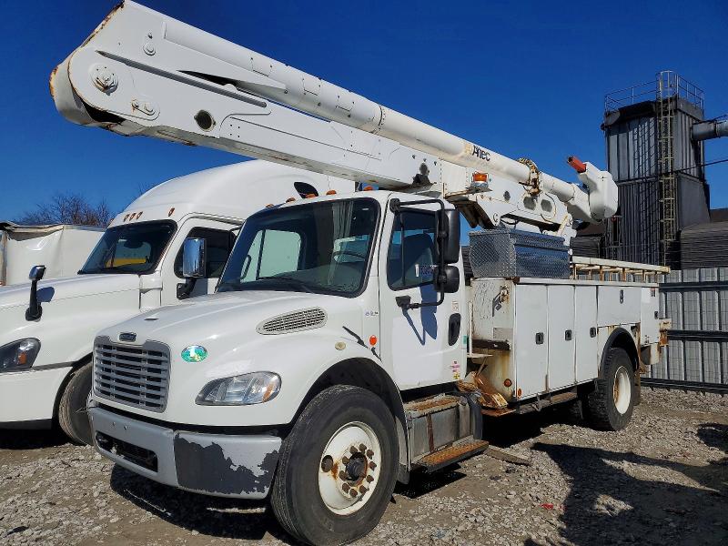 2015 Freightliner All models VIN 1FVACXDT4FHGK2806 COPART salvage auction — MINOR DENT/SCRATCHES, KY - CERTIFICATE OF TITLE (P), sold $35,000 on 2026-07-27 (photo 2)