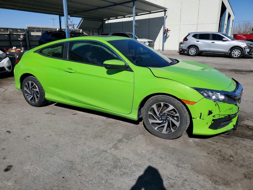2017 Honda Civic VIN 2HGFC4B05HH303709 COPART salvage auction — FRONT END, TX - SALVAGE VEHICLE TITLE, sold $4,500 on 2026-07-31 (photo 4)