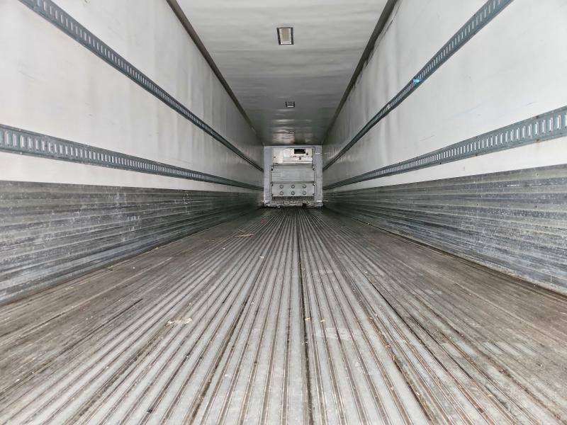 2015 Util All models VIN 1UYVS2534FM342326 COPART salvage auction — NORMAL WEAR, MO - CERTIFICATE OF TITLE, sold $2,150 on 2026-07-27 (photo 5)