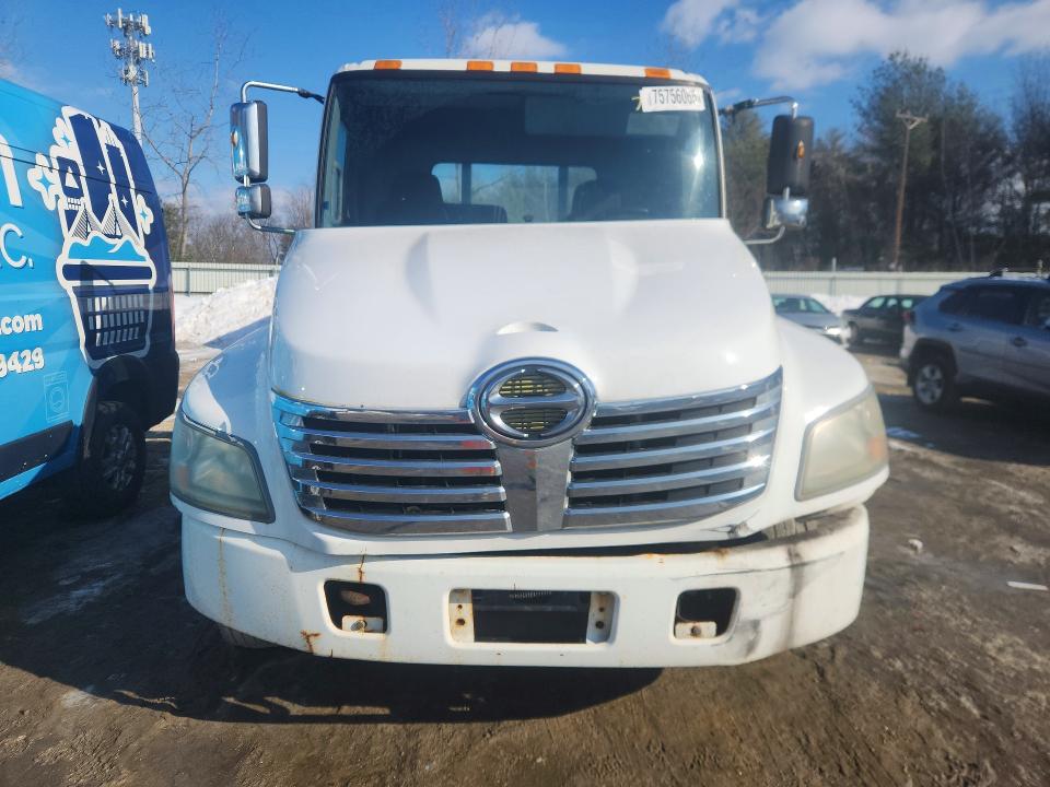 2010 Hino All models VIN 5PVND8JN3A4S50278 COPART salvage auction — VANDALISM, MA - CERTIFICATE OF TITLE, sold $14,700 on 2026-07-29 (photo 5)