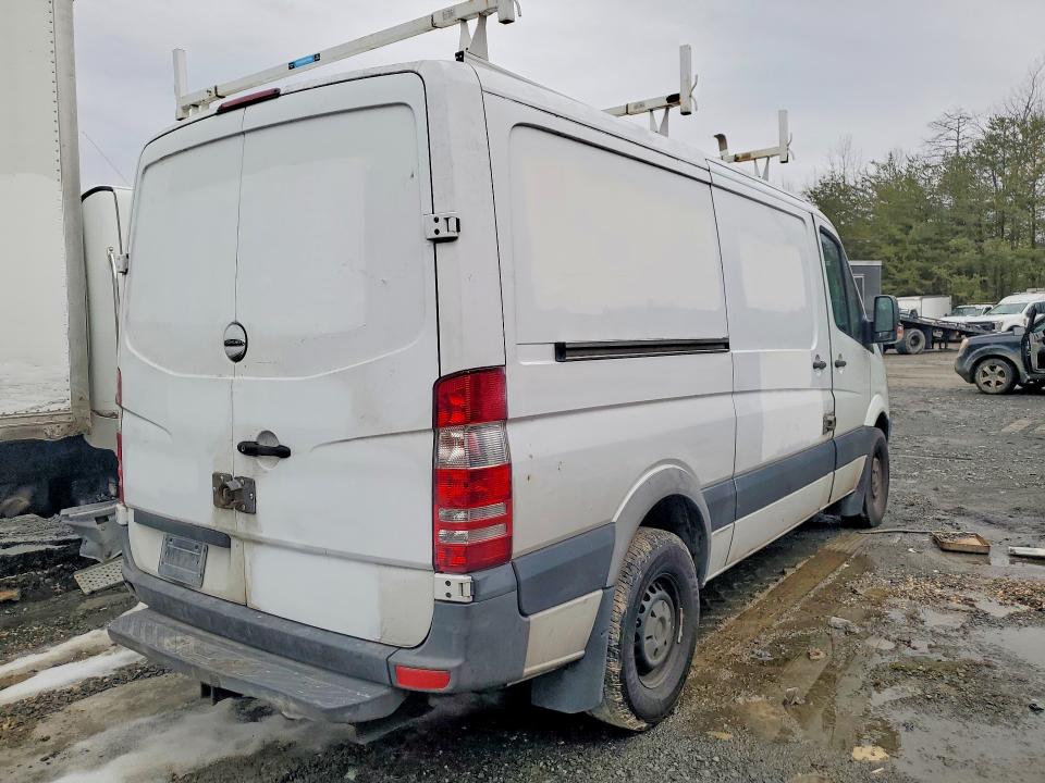 2017 Freightliner Sprinter VIN WDYPE7CD1HP514759 COPART salvage auction — MECHANICAL, MD - CERTIFICATE OF TITLE, sold $4,950 on 2026-07-10 (photo 3)