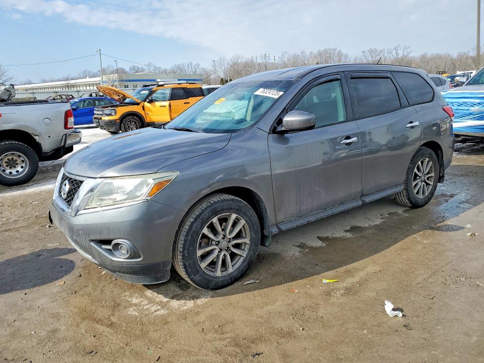 2015 Nissan Pathfinder VIN 5N1AR2MN2FC622825 — COPART salvage auction photo