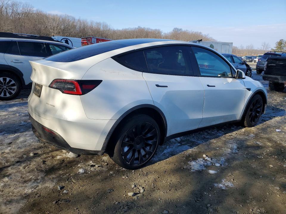 2020 Tesla Model y VIN 5YJYGDEE3LF037141 COPART salvage auction — FRONT END, Nj - Cert Of Title-Salvage, sold $7,600 on 2026-07-06 (photo 3)