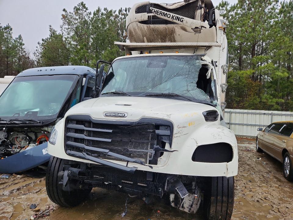 2025 Freigliner All other VIN 1FVACWFC2SHVP0509 COPART salvage auction — ROLLOVER, VA - CERT OF TITLE - SALVAGE, sold $9,325 on 2026-07-17 (photo 5)