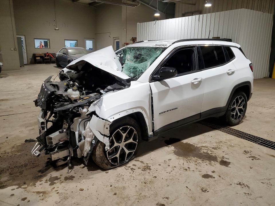 2024 Jeep Compass VIN 3C4NJDBN3RT598863 COPART salvage auction — FRONT END, Fl - Certificate Of Destruction, sold $3,250 on 2026-09-09 (photo 1)