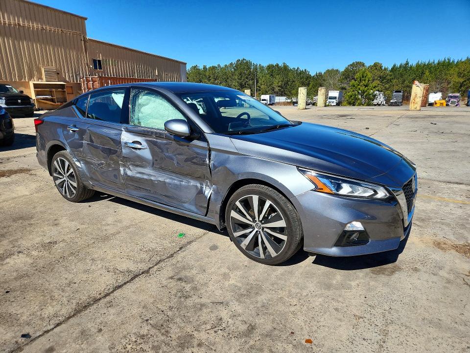 2019 Nissan Altima VIN 1N4BL4FWXKC206226 COPART salvage auction — SIDE, Sc - Cert Of Title-Salvage, sold $4,300 on 2026-07-03 (photo 4)