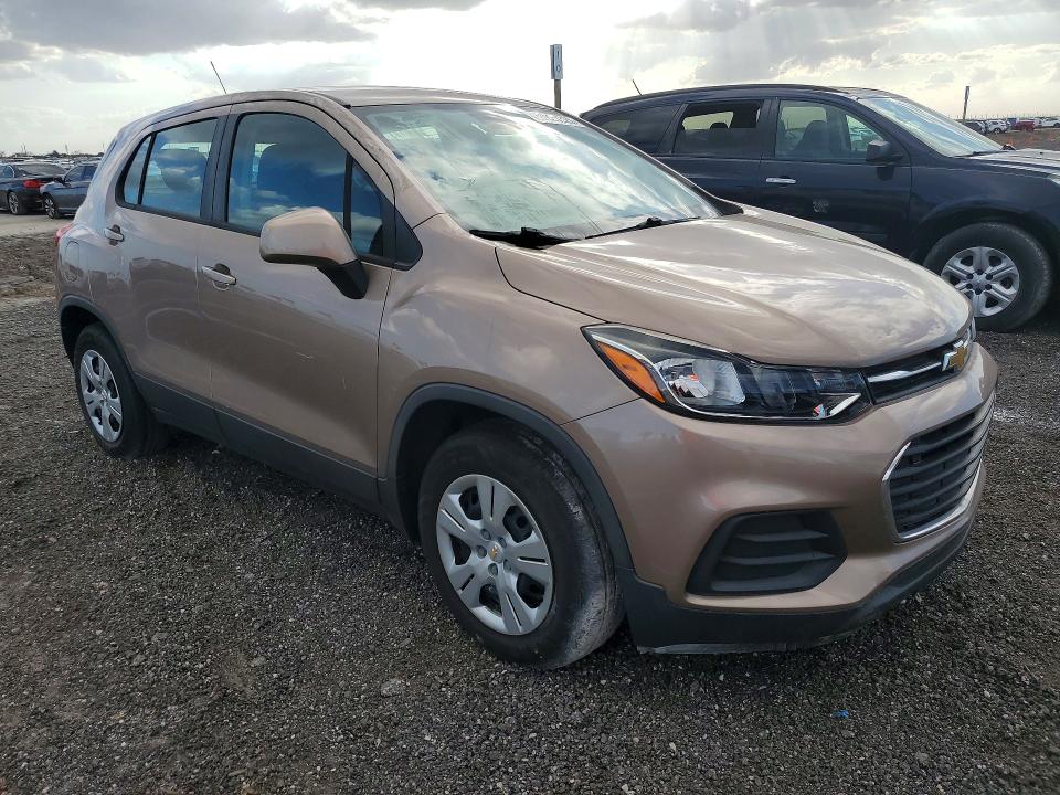 2018 Chevrolet Trax VIN 3GNCJKSB9JL410747 COPART salvage auction — WATER/FLOOD, Fl - Cert Of Title-Slvg Rebld Flood, sold $2,900 on 2026-08-12 (photo 4)