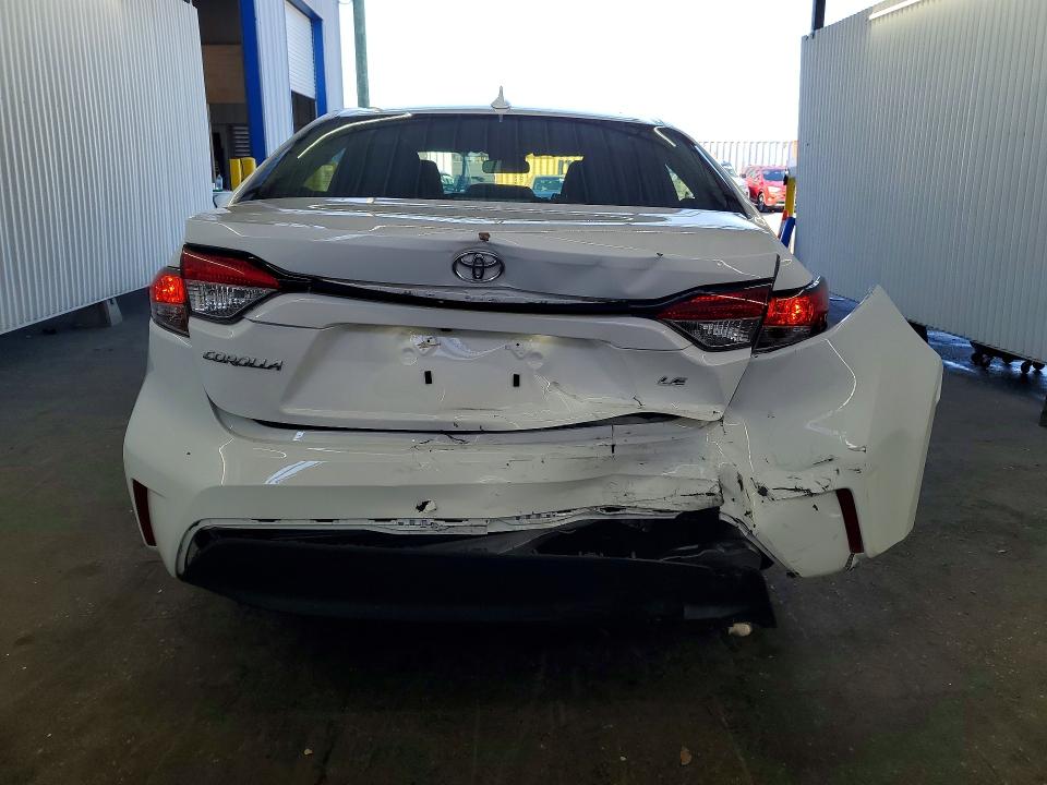 2024 Toyota Corolla VIN 5YFB4MDE7RP104255 COPART salvage auction — REAR END, FL - CERTIFICATE OF TITLE (P), sold $1,050 on 2026-07-30 (photo 6)
