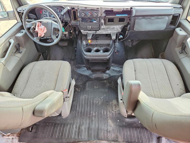 2017 Chev Express VIN 1GCWGAFF5H1346431 COPART salvage auction — FRONT END, NC - DEALER ONLY SALVAGE TITLE, sold $2,875 on 2026-07-29 (photo 8)