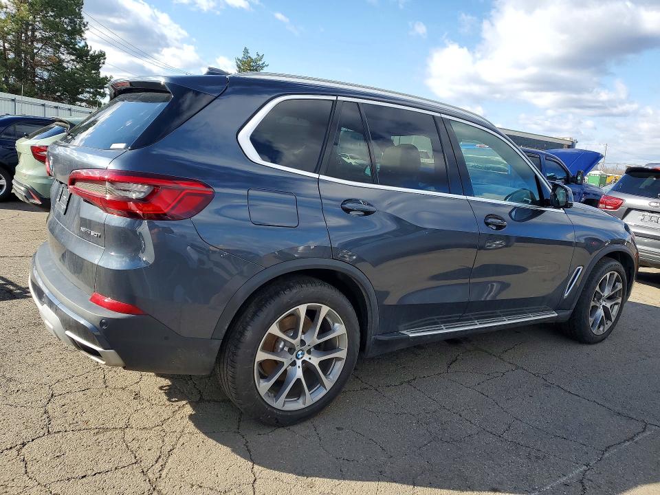 2019 BMW X5 VIN 5UXJU2C59KLN65553 COPART salvage auction — MINOR DENT/SCRATCHES, Oh - Certificate Of Title, sold $14,800 on 2026-07-17 (photo 3)