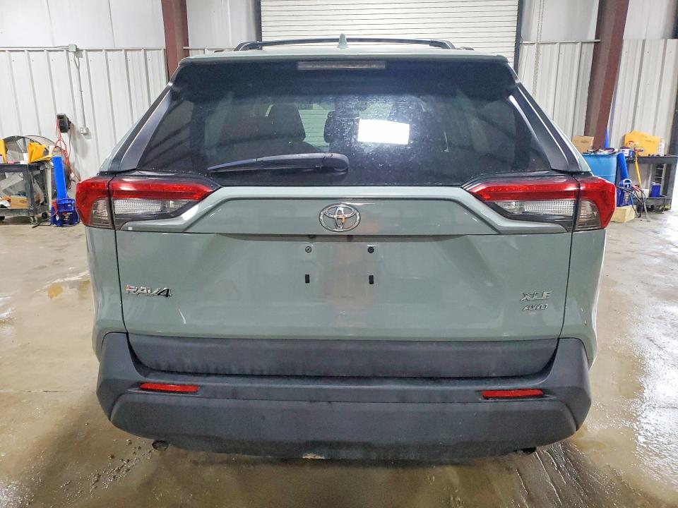 2021 Toyota Rav4 VIN 2T3P1RFV9MW204557 COPART salvage auction — FRONT END, In - Certificate Of Title, sold $10,500 on 2026-07-02 (photo 6)