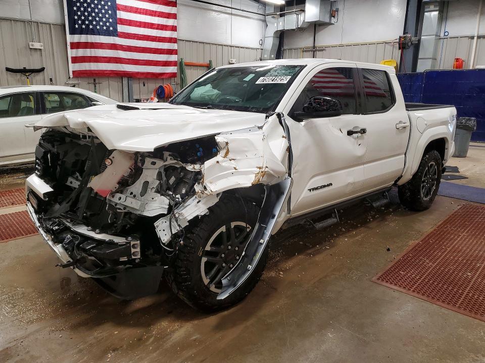 2025 Toyota Tacoma VIN 3TMLB5JN2SM176210 COPART salvage auction — FRONT END, In - Certificate Of Title, sold $16,100 on 2026-07-09 (photo 1)