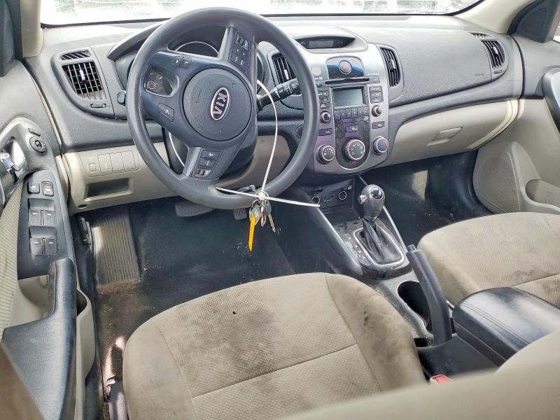2013 Kia Forte VIN KNAFU4A22D5728432 COPART salvage auction — MECHANICAL, Ut - Certificate Of Title, sold $500 on 2026-07-28 (photo 8)