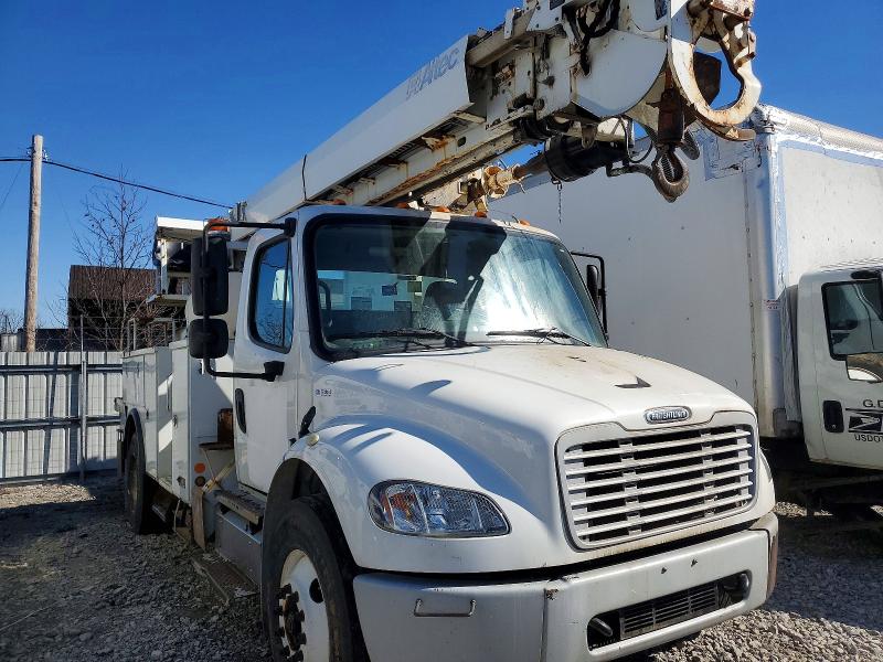 2014 Freightliner All other VIN 1FVACXDT2EHFZ3076 COPART salvage auction — NORMAL WEAR, KY - CERTIFICATE OF TITLE (P), sold $38,000 on 2026-07-30 (photo 9)