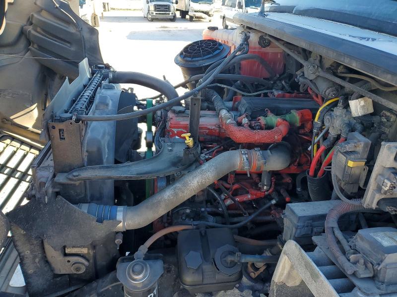 2012 Freightliner M2 VIN 1FVHCYBS0CHBR3691 COPART salvage auction — MINOR DENT/SCRATCHES, CT, sold $10,300 on 2026-07-14 (photo 7)