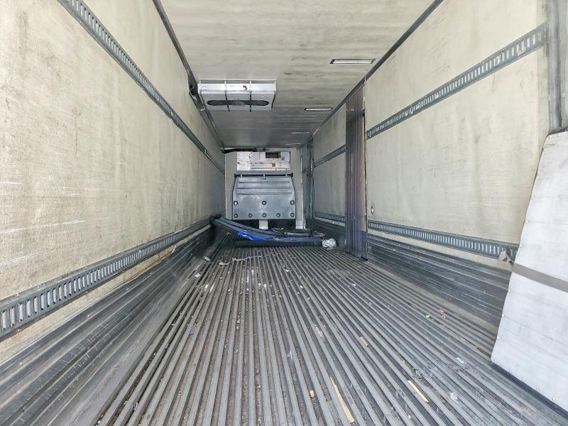 2016 Utility Semi trail VIN 1UYVS248XGU427413 COPART salvage auction — NORMAL WEAR, CT, sold $2,000 on 2026-07-06 (photo 5)