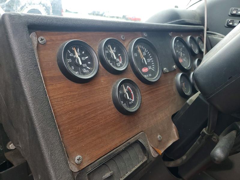 2013 Peterbilt All other VIN 3BPZX20X8DF208582 COPART salvage auction — MINOR DENT/SCRATCHES, DV, sold $400 on 2026-07-08 (photo 8)