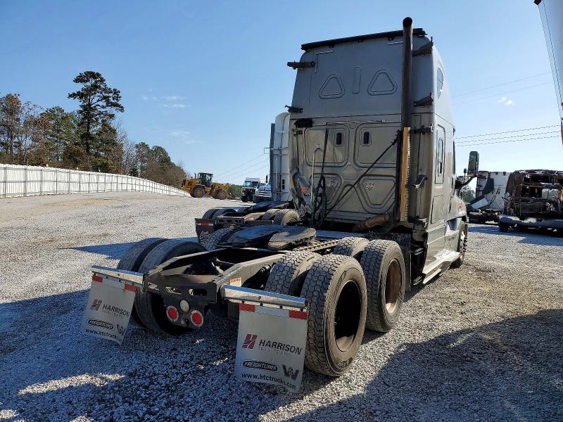 2020 Freightliner All other VIN 3ALXGF007LDLG8233 COPART salvage auction — SIDE, GA - CERT OF TITLE-SALVAGE, sold $11,200 on 2026-07-30 (photo 4)