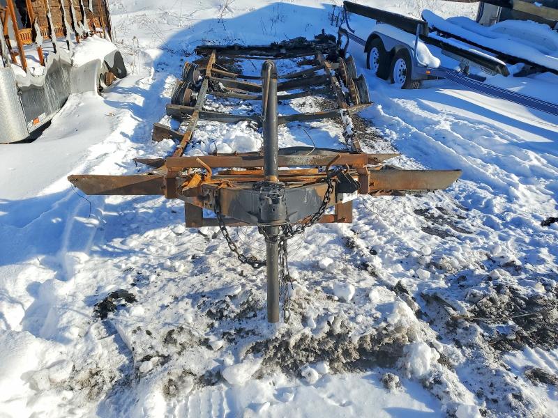 2000 Other All other VIN 1S422J119Y3008394 COPART salvage auction — BURN, QC - IRRECUPERABLE, sold $150 on 2026-08-11 (photo 9)