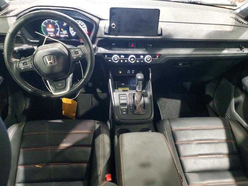 2024 Honda Crv VIN 2HKRS6H77RH216143 COPART salvage auction — VANDALISM, ON - PERMIT NO BRAND - UNFIT, sold $28,250 on 2026-07-08 (photo 8)