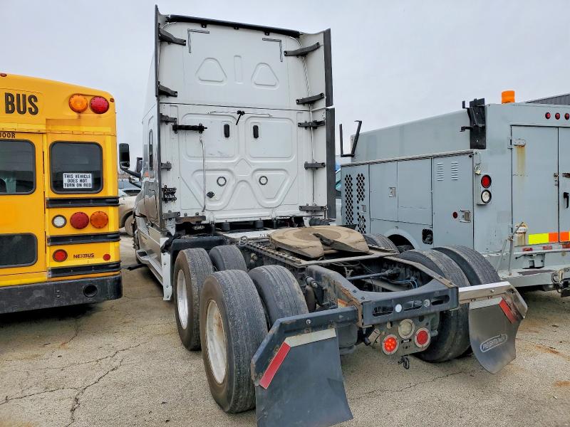 2019 Freigliner All other VIN 3AKJHHDR6KSKF5928 COPART salvage auction — NORMAL WEAR, PA - CERT OF TITLE, sold $24,500 on 2026-07-28 (photo 3)
