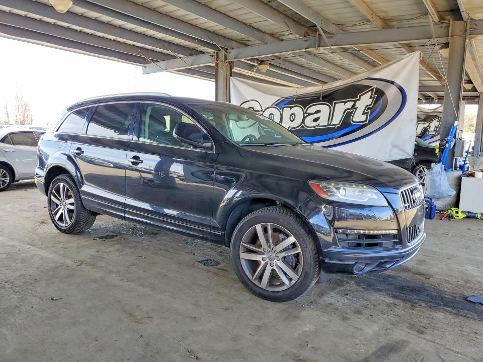 2013 Audi Q7 VIN WA1LGAFE4DD003851 COPART salvage auction — MINOR DENT/SCRATCHES, In - Certificate Of Title, sold $1,650 on 2026-07-30 (photo 4)
