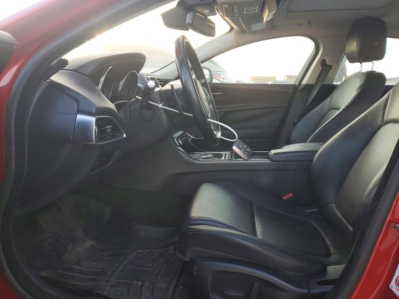 2018 Jaguar Xe VIN SAJAJ4FX2JCP37814 COPART salvage auction — WATER/FLOOD, Tx - Certificate Of Title, sold $3,550 on 2026-07-09 (photo 7)