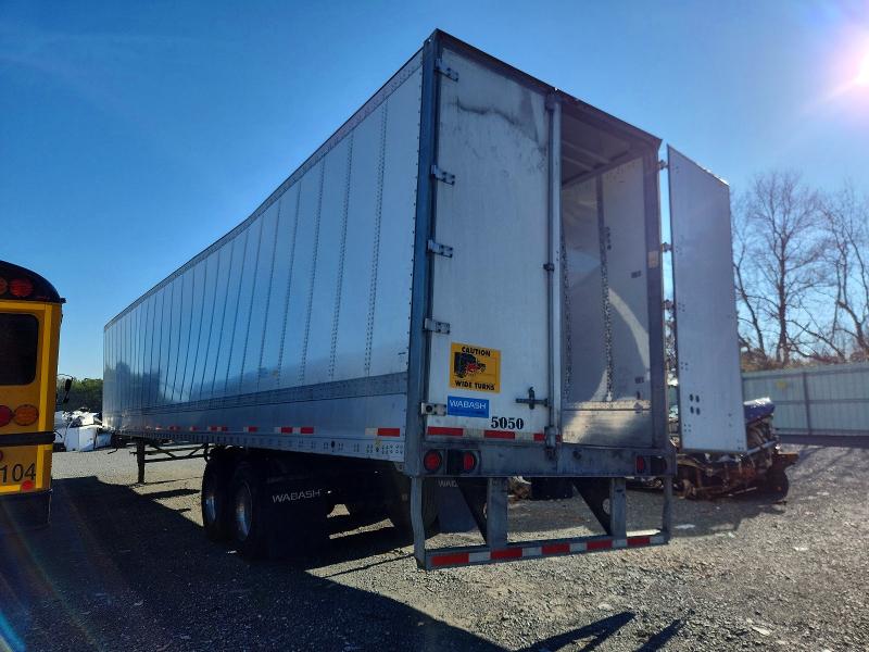 2024 Wabash Uk VIN 1JJV532DXRL438973 COPART salvage auction — ALL OVER, TX - SALVAGE VEHICLE TITLE, sold $1,625 on 2026-07-30 (photo 3)