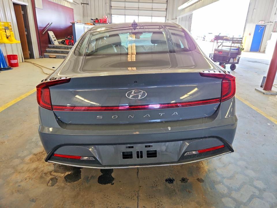 2022 Hyundai Sonata VIN 5NPEG4JA9NH141093 COPART salvage auction — ALL OVER, Il - Certificate Of Title, sold $1,950 on 2026-07-06 (photo 6)