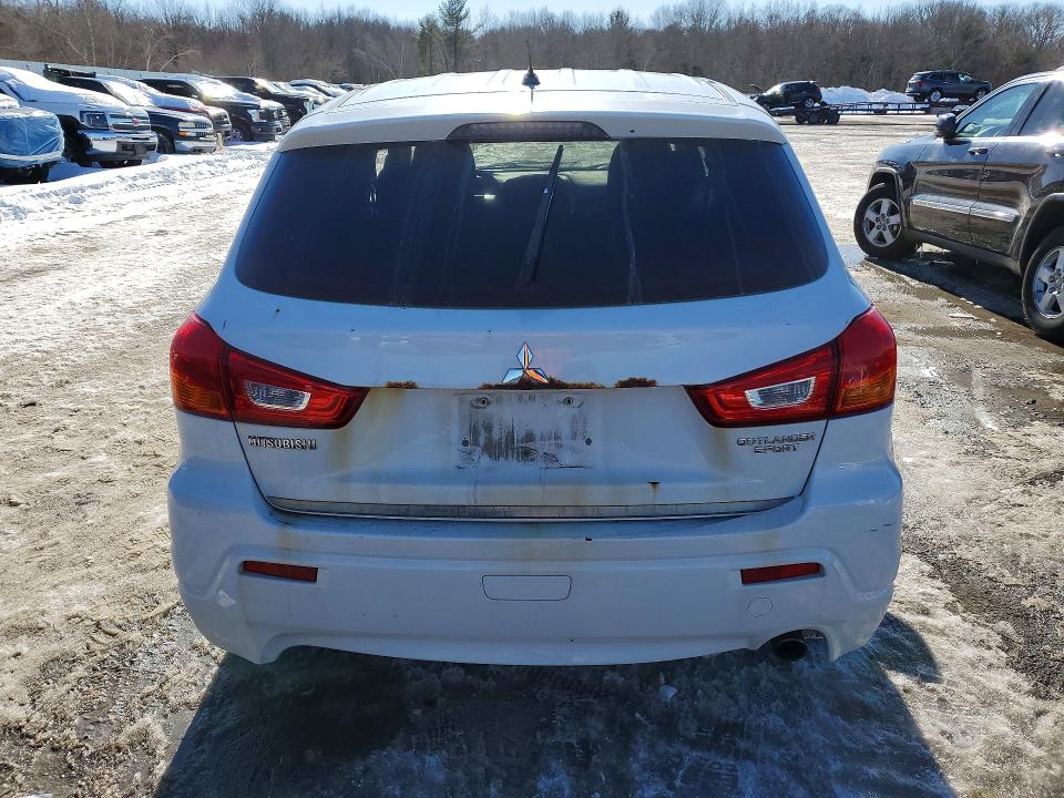 2011 Mitsubishi Outlander VIN JA4AR4AU5BZ005383 COPART salvage auction — BIOHAZARD/CHEMICAL, Ma - Certificate Of Title, sold $900 on 2026-07-22 (photo 6)
