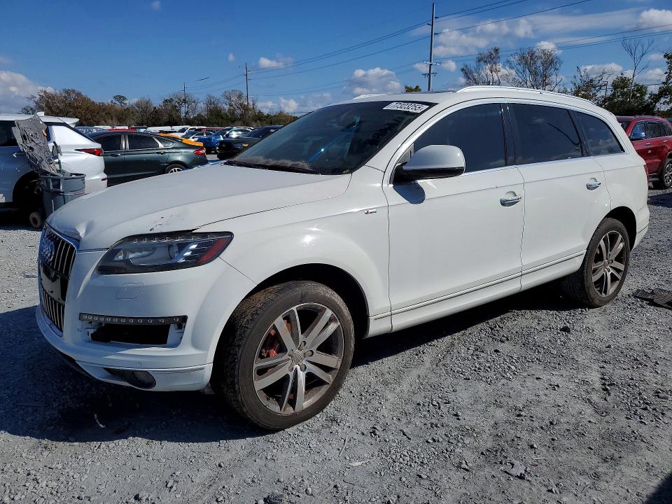 2015 Audi Q7 VIN WA1LGAFE5FD001013 COPART salvage auction — MINOR DENT/SCRATCHES, Fl - Certificate Of Title, sold $1,850 on 2026-07-27 (photo 1)