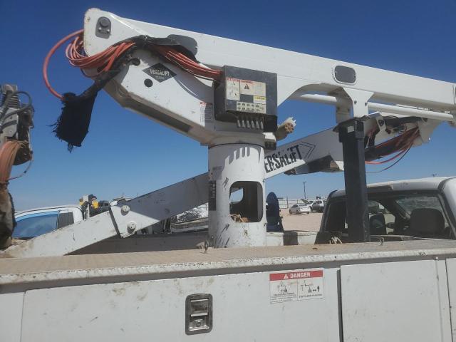 2019 Ford F550 VIN 1FDUF5HY1KDA06081 COPART salvage auction — FRONT END, Tx - Salvage Vehicle Title, sold $6,100 on 2026-07-08 (photo 6)