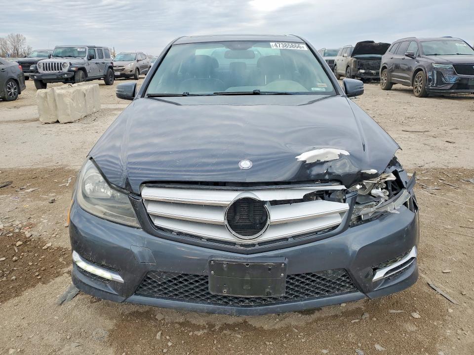 2013 Mercedes-benz C class VIN WDDGF8AB1DR268218 COPART salvage auction — FRONT END, Ia - Cert Of Title-Salvage Title, sold $100 on 2026-07-28 (photo 5)