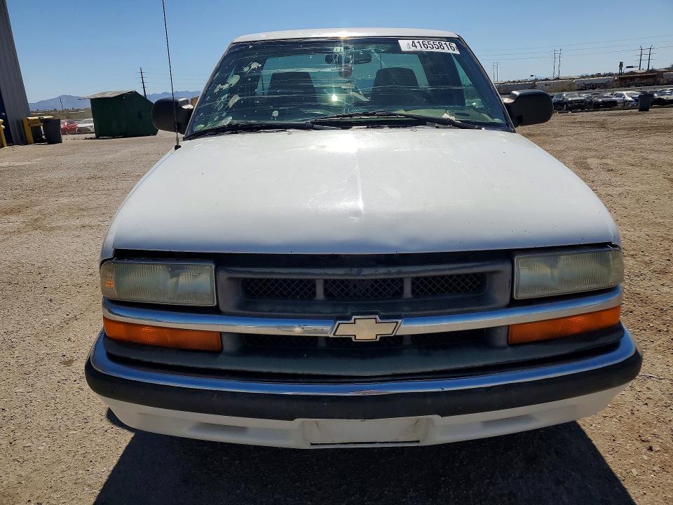 2002 Chev S10 VIN 1GCCS19W928216650 COPART salvage auction — SIDE, CT, sold $450 on 2026-07-24 (photo 5)