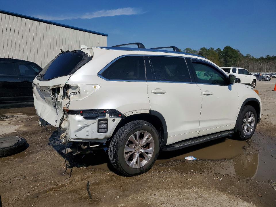 2015 Toyota Highlander VIN 5TDKKRFH9FS088136 COPART salvage auction — REAR END, Ms - Cert Of Title-Salvaged, sold $7,400 on 2026-07-27 (photo 3)