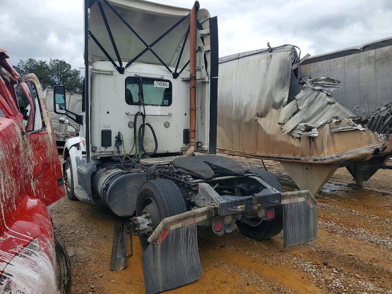 2017 Peterbilt All models VIN 1XPBA48X3HD428839 COPART salvage auction — MINOR DENT/SCRATCHES, IN - CERTIFICATE OF TITLE, sold $5,000 on 2026-07-07 (photo 3)