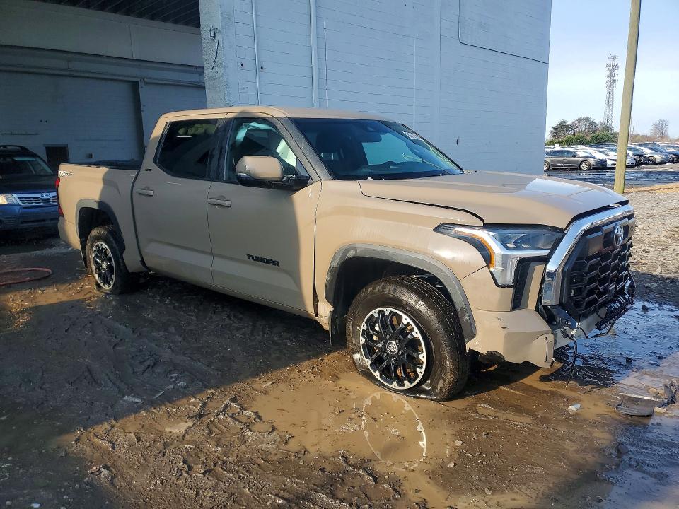 2026 Toyota Tundra VIN 5TFLA5DB3TX350396 COPART salvage auction — FRONT END, In - Certificate Of Title, sold $28,000 on 2026-07-09 (photo 4)